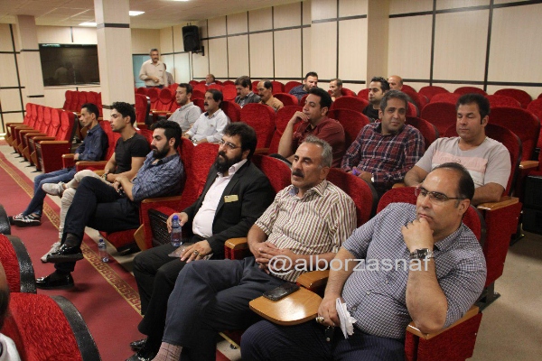 NAMAYESHGAH OTOMOBIL 1